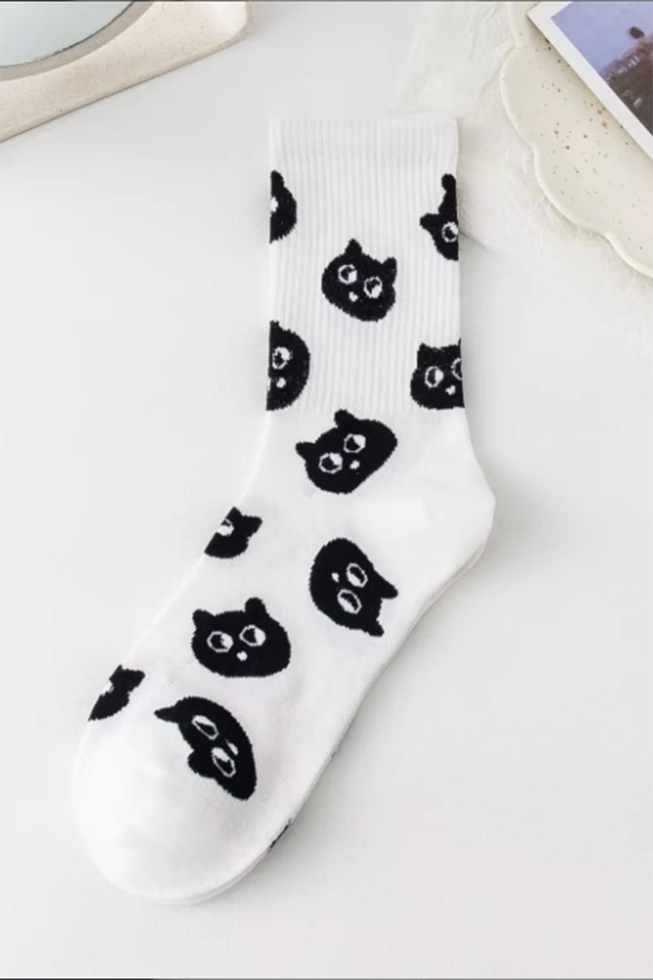 Skarpety  w koty główki biało-czarne 