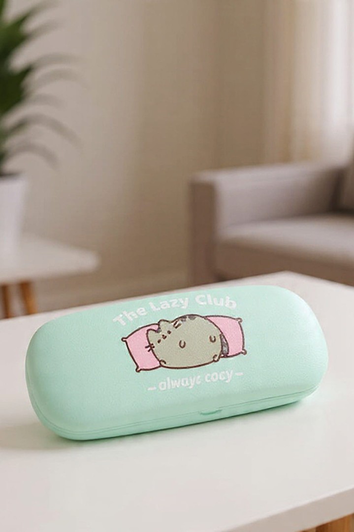 Etui na okulary kot Pusheen