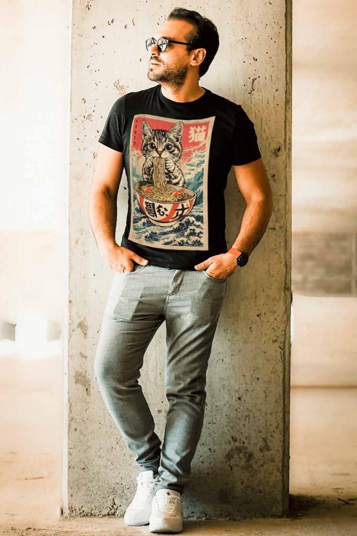 Koszulka kot i wielki ramen