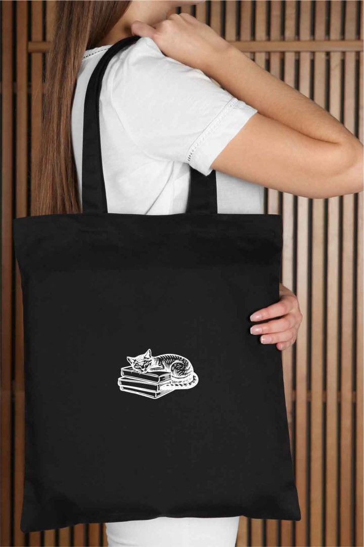 Torba kot bibliotekarki